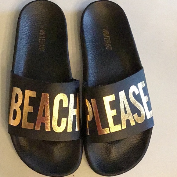 beach please sandals